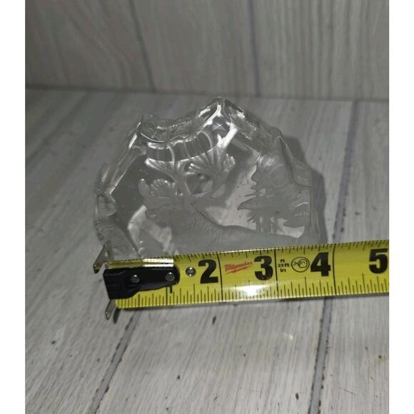 Vtg Handcrafted Lead Crystal Moose Caribou Paperweight Romania Winter Scene - Picture 4 of 14
